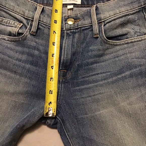Frame Le Boy Jeans. Distressed, Raw Hem, Size 24 in Klinedale Wash - Picture 10 of 11